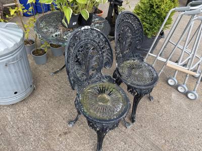METAL GARDEN TABLE + 2 CHAIRS