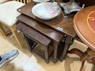TABLE NEST