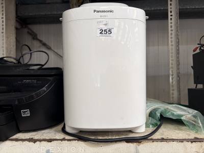 BREAD MAKER