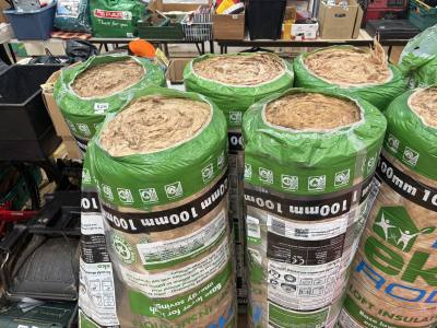 5 X ROLLS OF INSULATION
