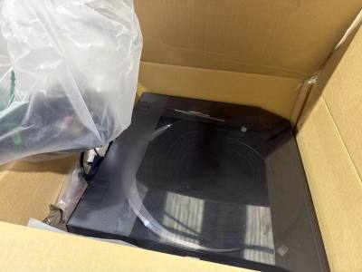 ELECTRIC TURNTABLE