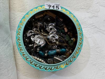 LOT OF COSTUME JEWELLERY