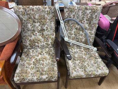 PAIR OF ARMCHAIRS