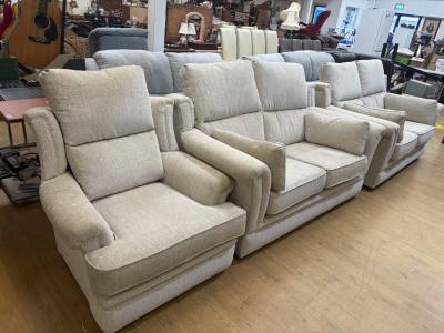 3 PIECE FABRIC SUITE