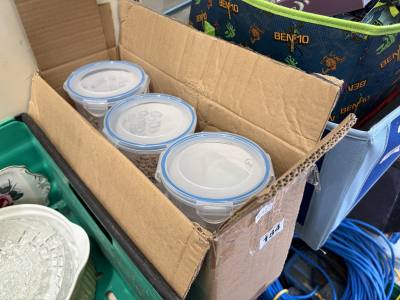 BOX OF TUPPERWARE CONTAINERS