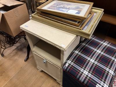 PAIR OF BEDSIDE CABINETS