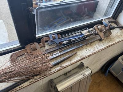 LOT OF PLUMBERS TOOLS 