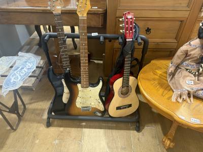 CAHAYA GUITAR STAND