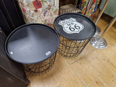 TRAVEL CASE + 2 X TABLES