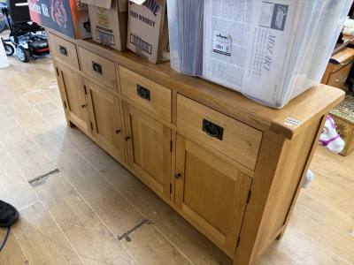 OAK SIDEBOARD