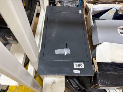 WALL SAFE (KEYS IN OFFICE)