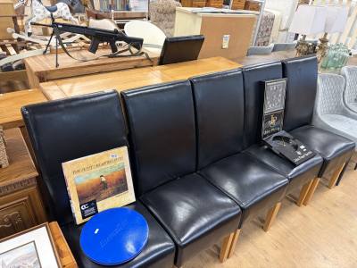 OAK LEAF DINING TABLE + 6 X CHAIRS