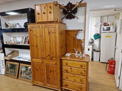 PINE WARDROBE, DRAWER CHEST + H/B