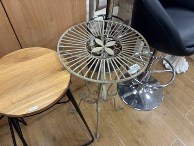 LAURA ASHLEY TABLE