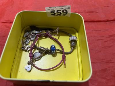 BOX OF SILVER JEWELLERY