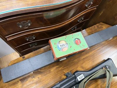 SNOOKER CUE + BALL/PERFUME GIFT SET