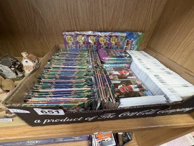 BOX OF MATCH ATTAXS 