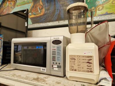 KENWOOD FOOD MIXER + MICROWAVE