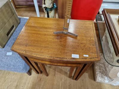 EDWARDIAN TABLE NEST