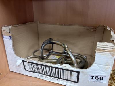 BOX OF BULL RINGS