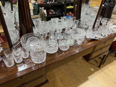 QUANTITY OF CRYSTAL ( TYRONE ETC)