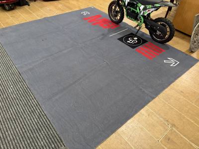 NEW FLOOR MAT