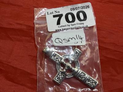 NEW SILVER CROSS PENDANT (13.3 GRAMS)