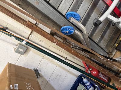 LOT OF SASH CLAMPS ETC.