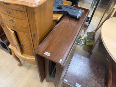 DROP LEAF TABLE
