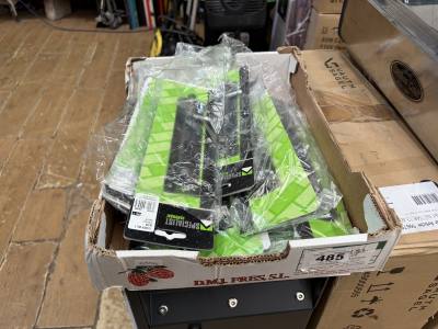 BOX OF GATE LOCKS