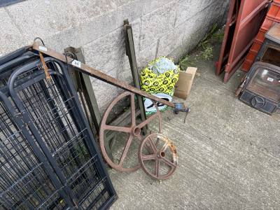 SASH CLAMP + 2 X METAL WHEELS + STAND