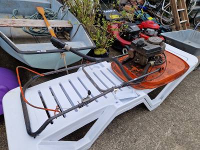 PETROL FLYMO MOWER (SAS)