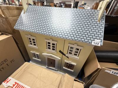 DOLLS HOUSE + ACCESSORIES