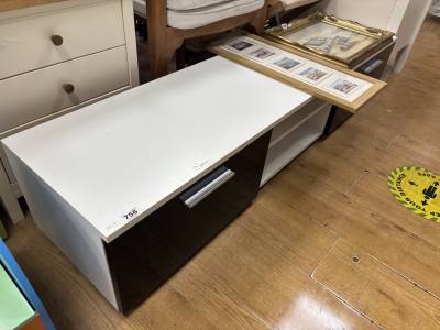 TV UNIT