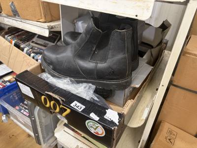 BOX OF NEW SLIPPERS