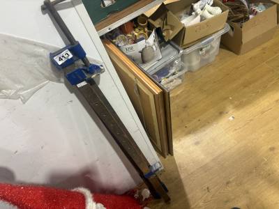 3 X METAL SASH CLAMPS