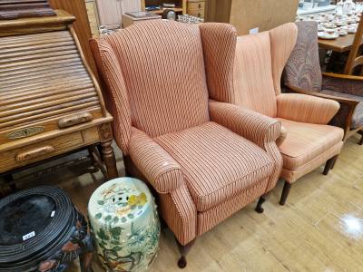 FABRIC ARMCHAIR