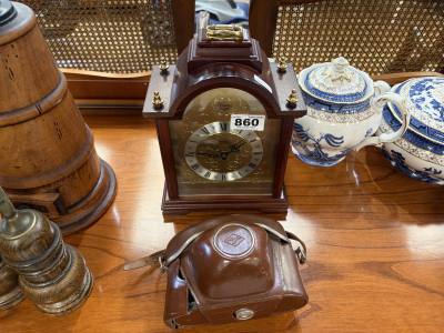 KUNDO MANTEL CLOCK + CAMERA 
