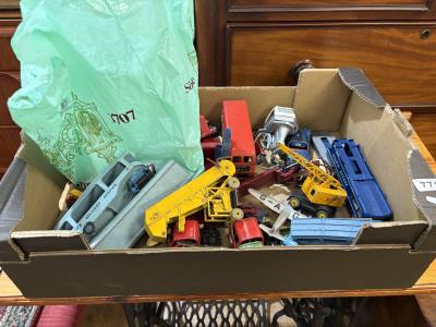 LOT OF DINKY TRAINS + COLLECTORS MODELS