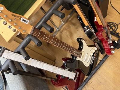 ENCORE ELECTRIC GUITAR