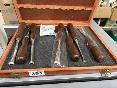 CASED WOODTURNING TOOLS