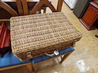 SIRRAM PICNIC HAMPER