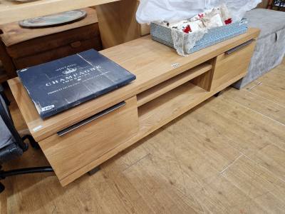 OAK TV CABINET