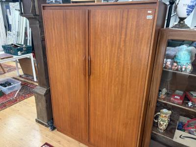 MID CENTURY 2 PIECE BEDROOM SUITE