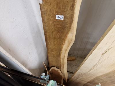 2 X PIECES OF OAK