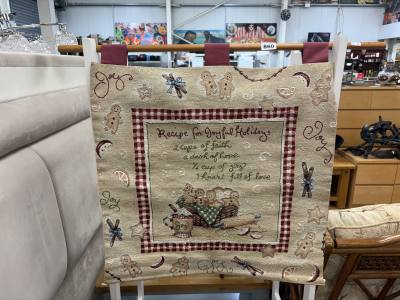 TAPESTRY WALL HANGING