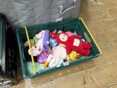 BOX OF TEDDIES