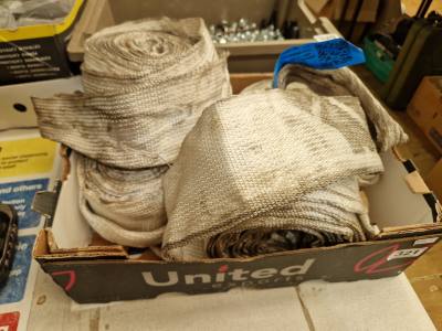 BOX OF LIFTING STRAPS