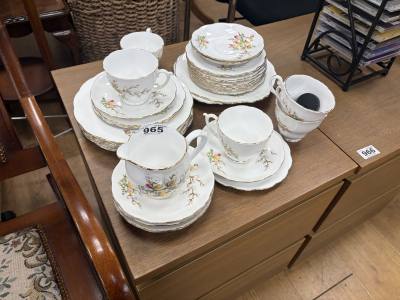 ROSSLYN TEA SET