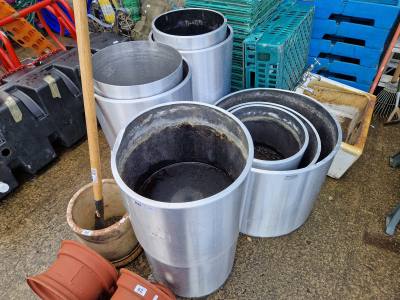 LOT OF CYLINDER PLANTERS